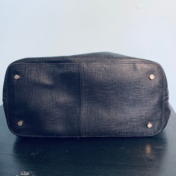 Cole Haan Black Cross Grain Leather Tote Purse - Picture 8 of 9